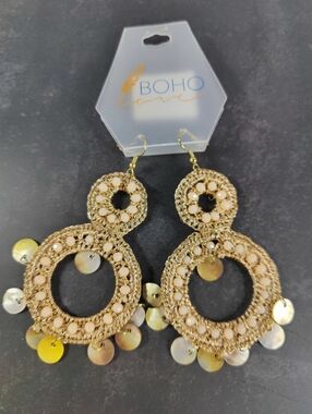 Boho Statement Beaded Drop Earrings Gold Peach Shell Disc Dangle NWT